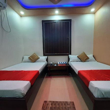 Hotel Shakuntla Palace - 400 Meters Away From Vishnu Pad Temple 7 Mins Walk Gaya Exterior foto